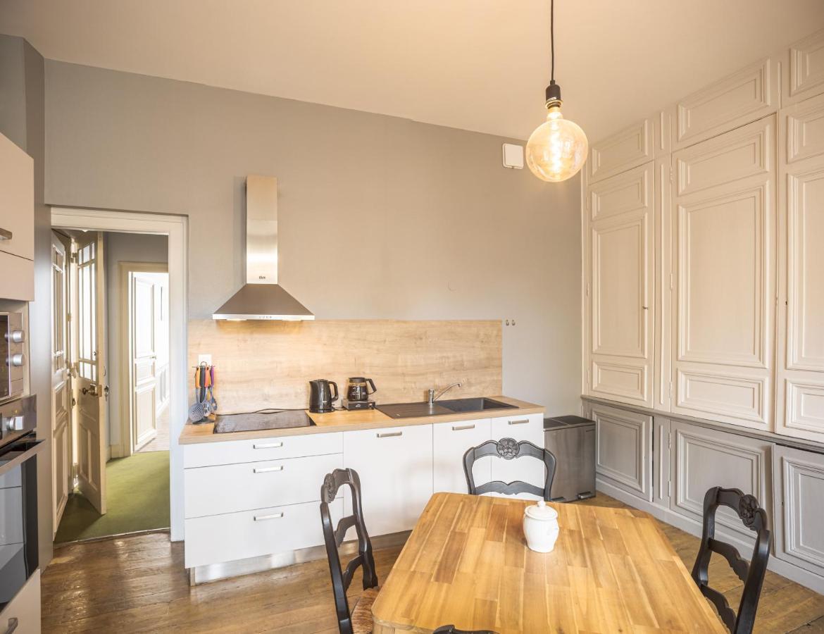 Chez Suzanne 4 - Chambre Privee Dans Maison De Ville - Confort - Hypercentre トロワ エクステリア 写真